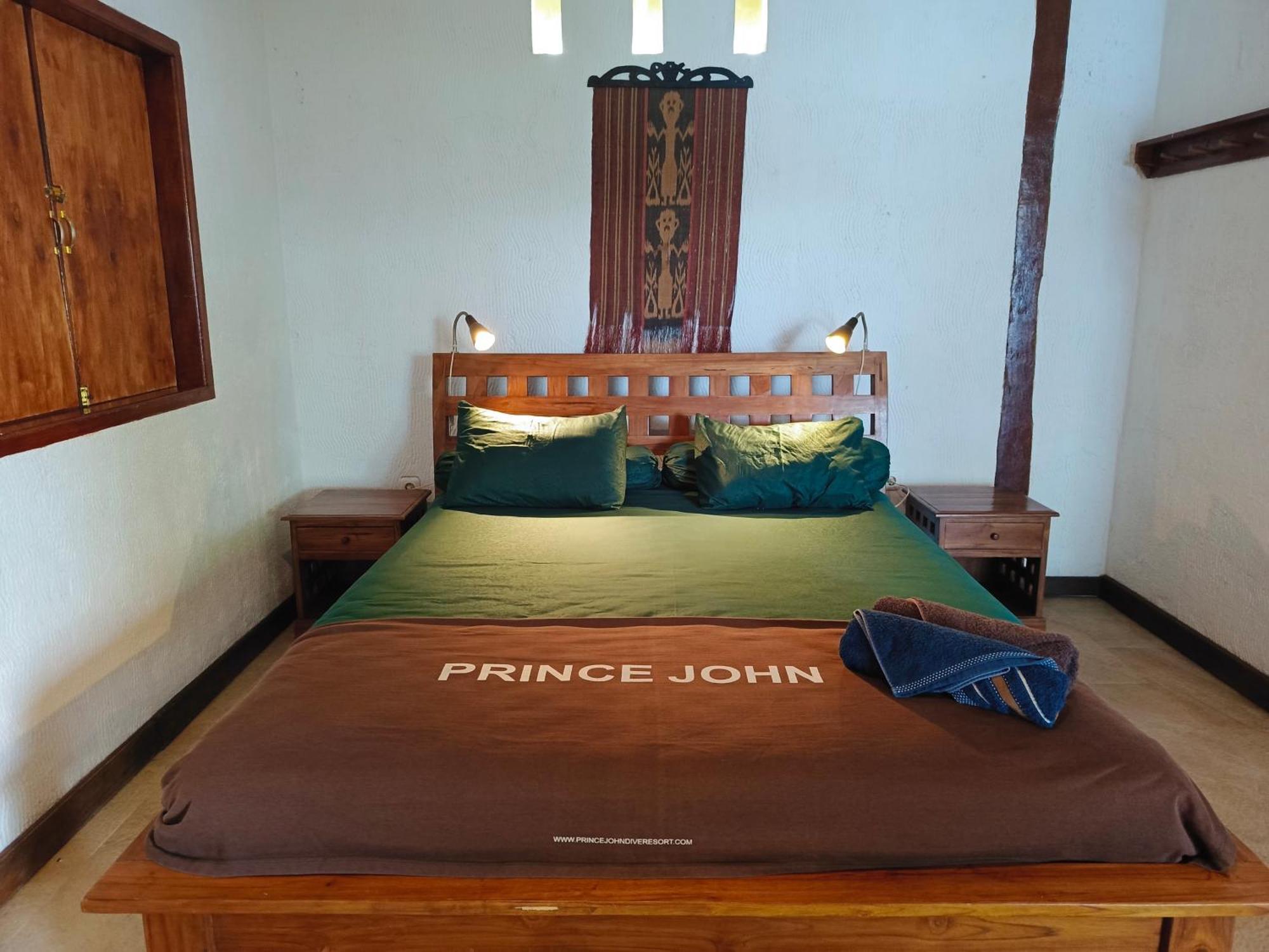 Prince John Dive Resort Donggala Exterior photo